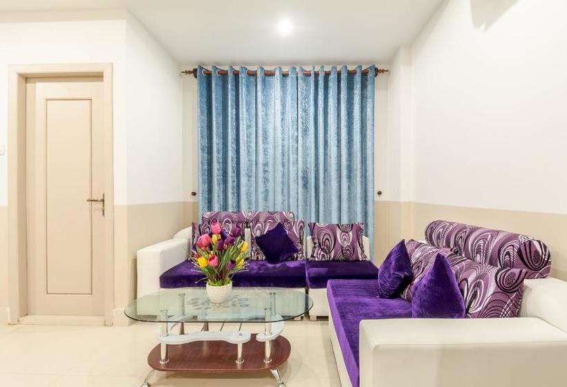 ホテル Raksmey Suo