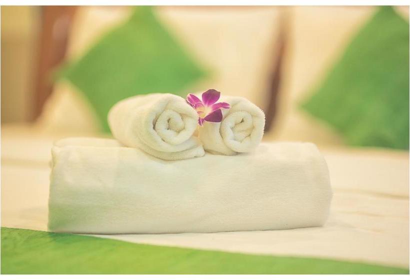 ホテル Raksmey Suo