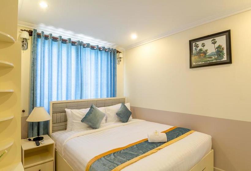 ホテル Raksmey Suo