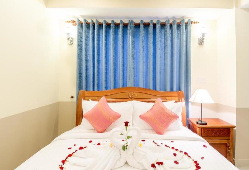 ホテル Raksmey Suo