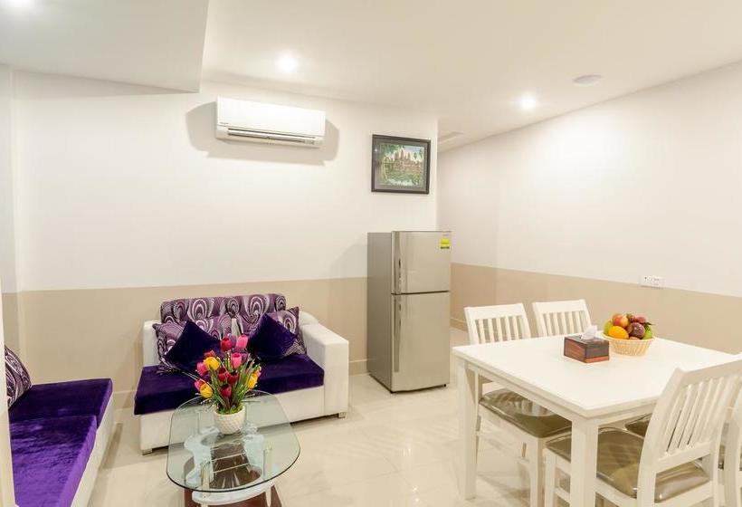 ホテル Raksmey Suo