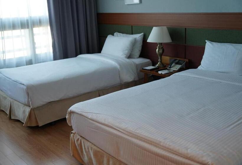 ホテル Sacheon Grand Tourist