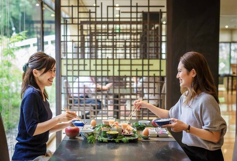 ホテル Setre Highlandvilla Himeji