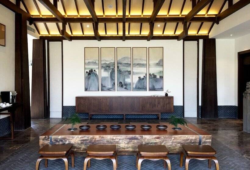 בית מלון כפרי Ven Courtyard