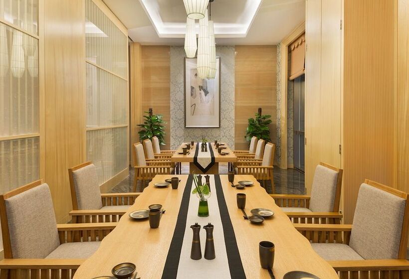 호텔 Wanda Realm Fushun