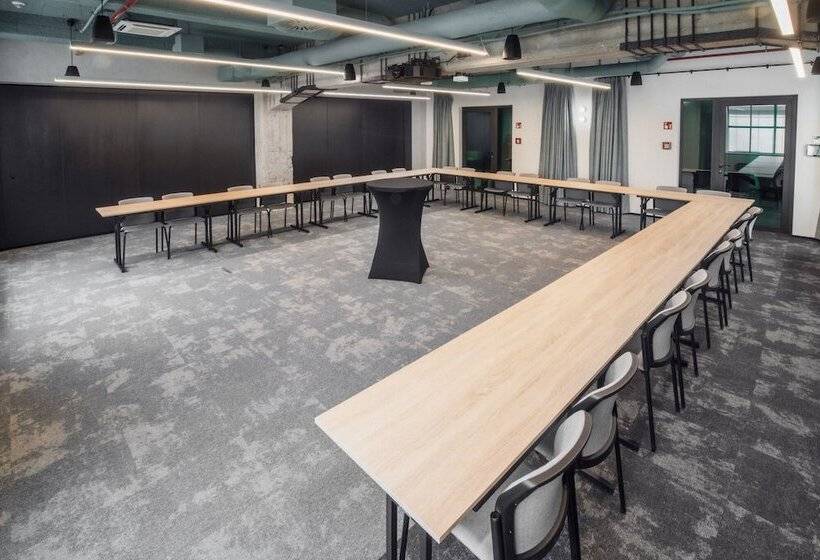 Отель Montownia Lofts & Experience