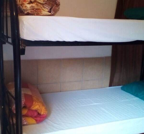 Accoustix Backpackers Hostel