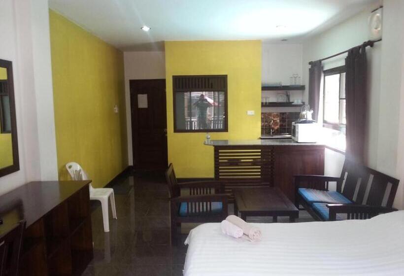 هاستل Faa Apartment