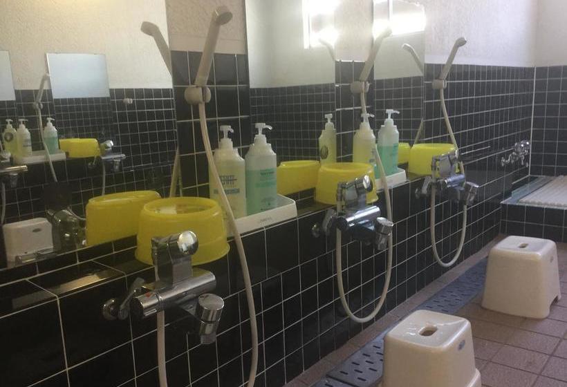 הוסטל Kitabarakan