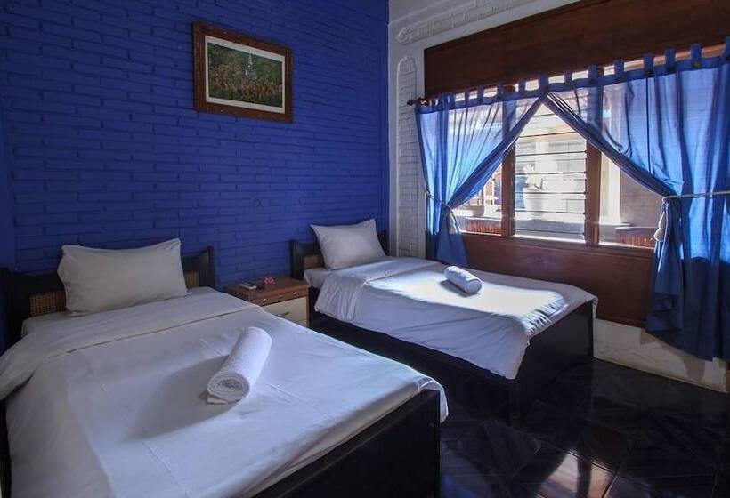 Общежитие Rabasta Kuta Beach Inn