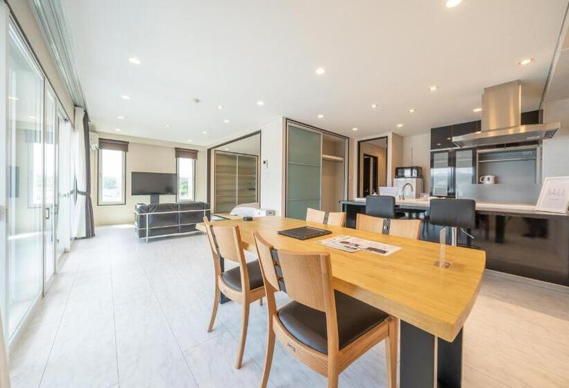 호스텔 Residence Hotel Takayama Station