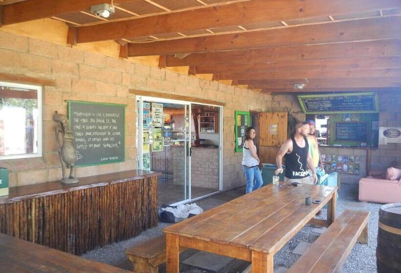 هاستل The Wild Farm Backpackers