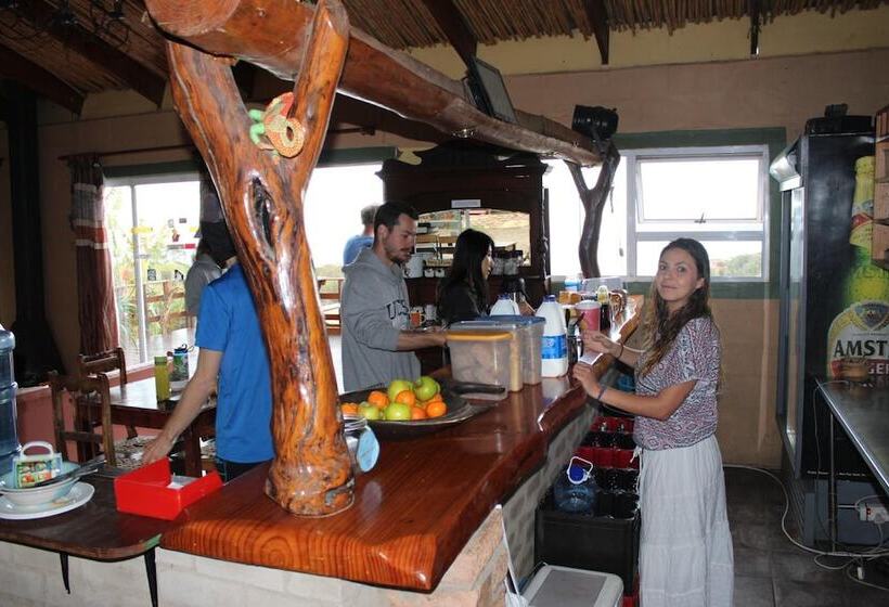 هاستل The Wild Farm Backpackers