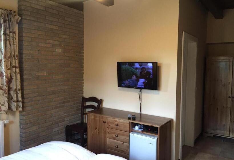 تختخواب و صبحانه Aurora Panzió