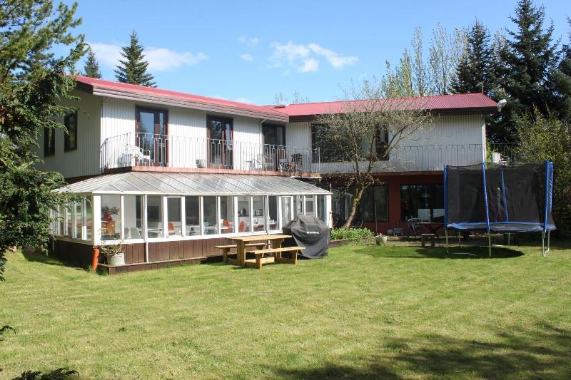 تختخواب و صبحانه Brekkugerdi Guesthouse