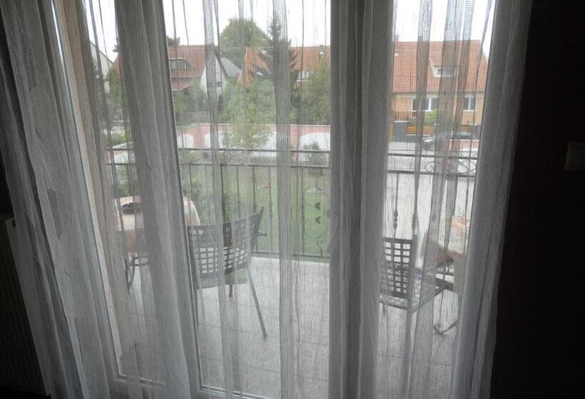 ベッドアンドブレックファースト Budai Panzió