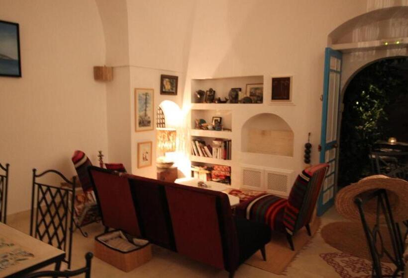 تختخواب و صبحانه Dar R'bat