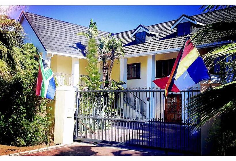 住宿加早餐  Golf And Garden Guesthouse