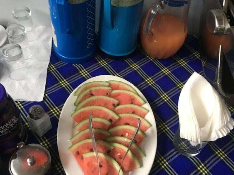 تختخواب و صبحانه Kutetere Motel