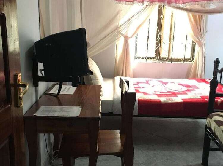 تختخواب و صبحانه Kutetere Motel