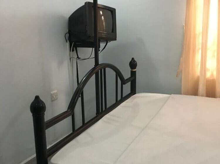 تختخواب و صبحانه Kutetere Motel