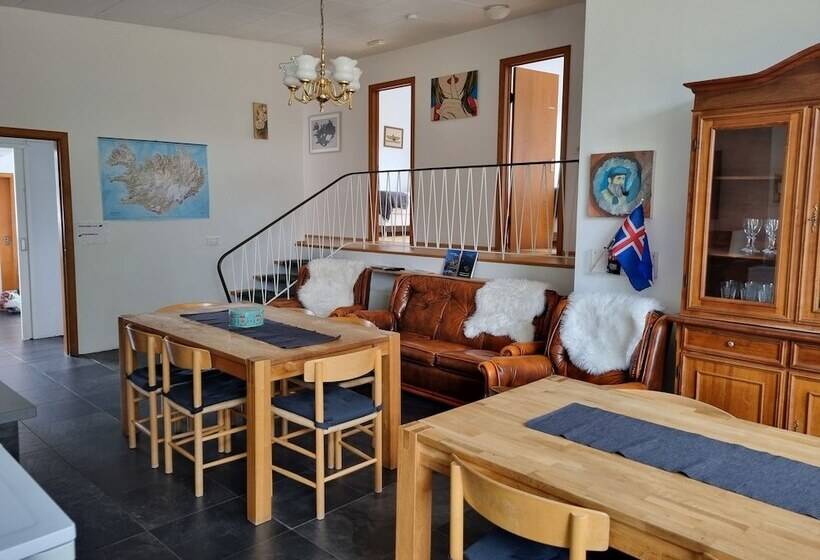 تختخواب و صبحانه Spói Guesthouse