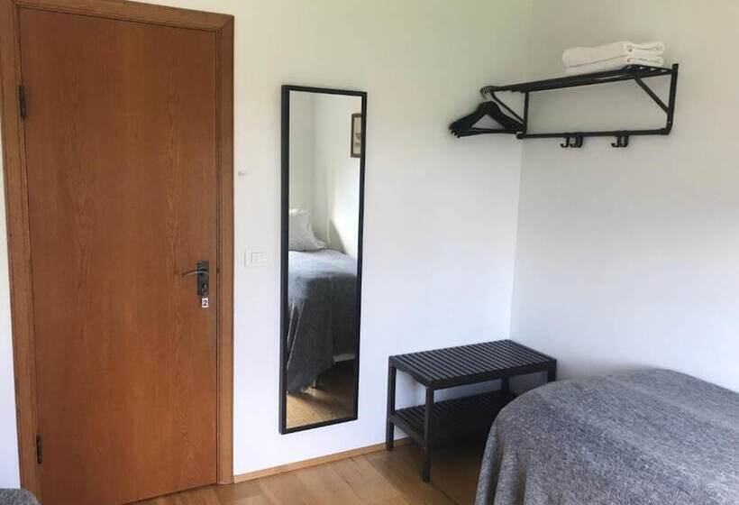 تختخواب و صبحانه Spói Guesthouse