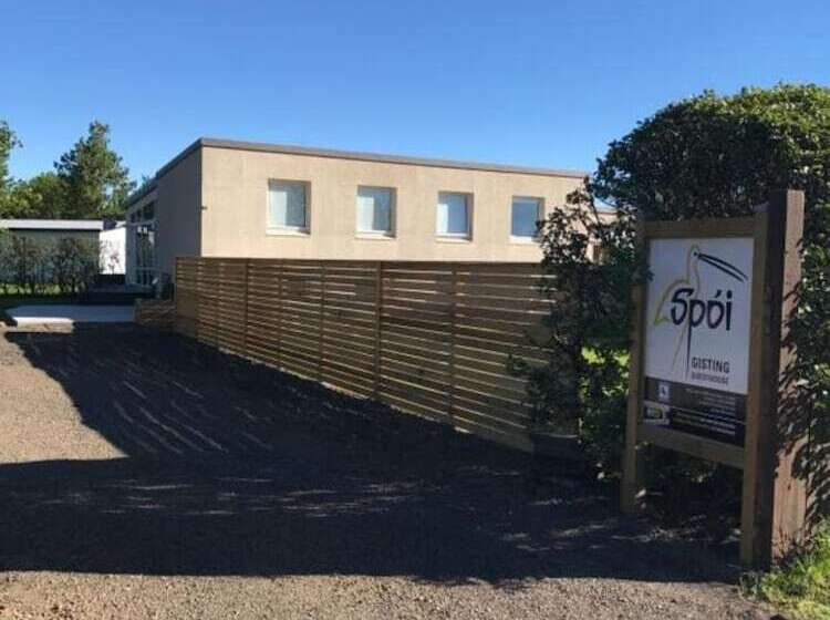 تختخواب و صبحانه Spói Guesthouse