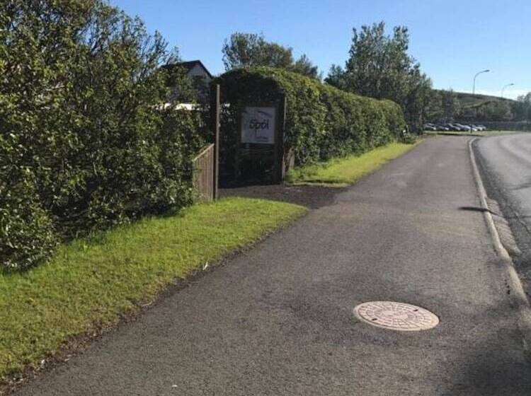 تختخواب و صبحانه Spói Guesthouse