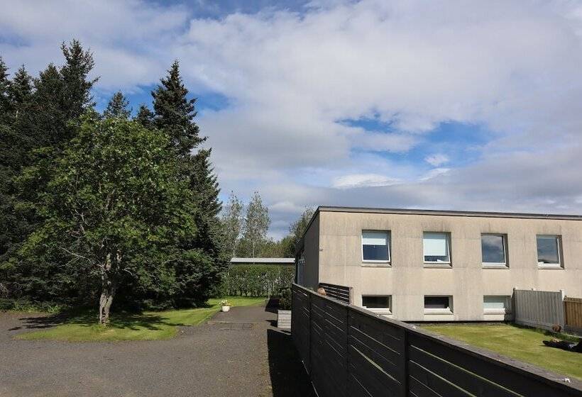 تختخواب و صبحانه Spói Guesthouse