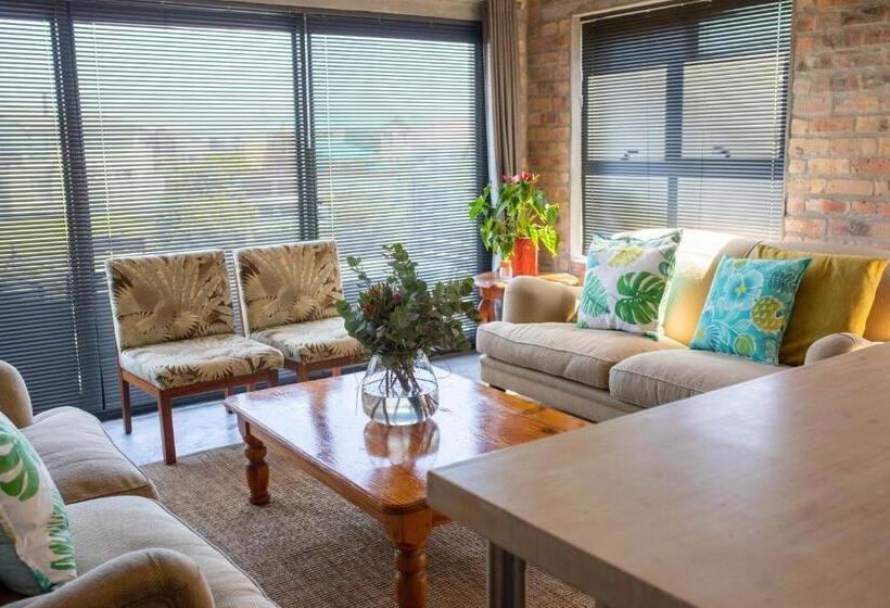 ベッドアンドブレックファースト Stay At Friends