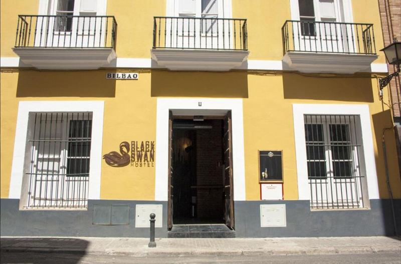 Black Swan Hostel Sevilla