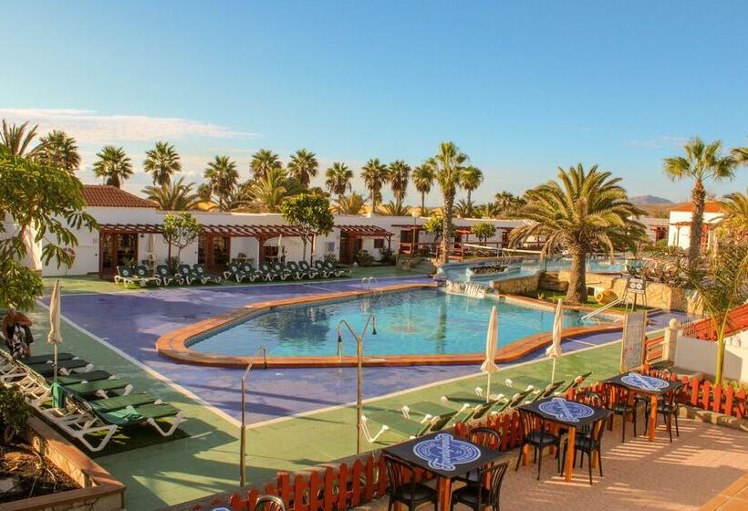 Bungalows Castillo Club Lake