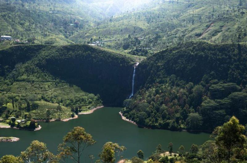 Hill Cool Hotel & Restaurant