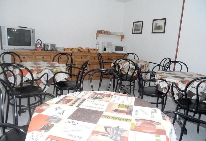 هتل Abrego Reinosa