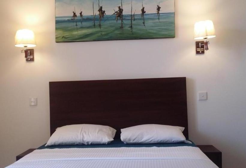 בית מלון כפרי Airport Beach Villa