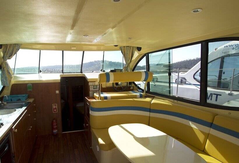 فندق Amieira Marina