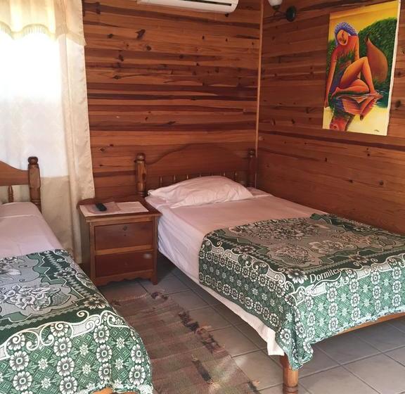 فندق Blue Wave Guest House