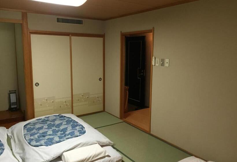 فندق Crown Hills Kitami