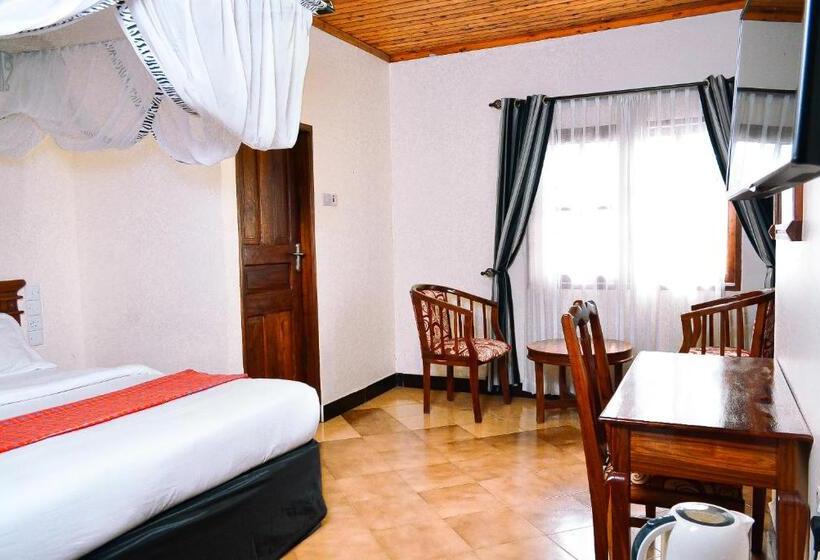 Отель 3 Degrees