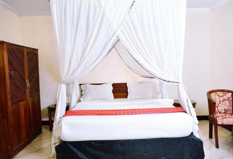 Отель 3 Degrees