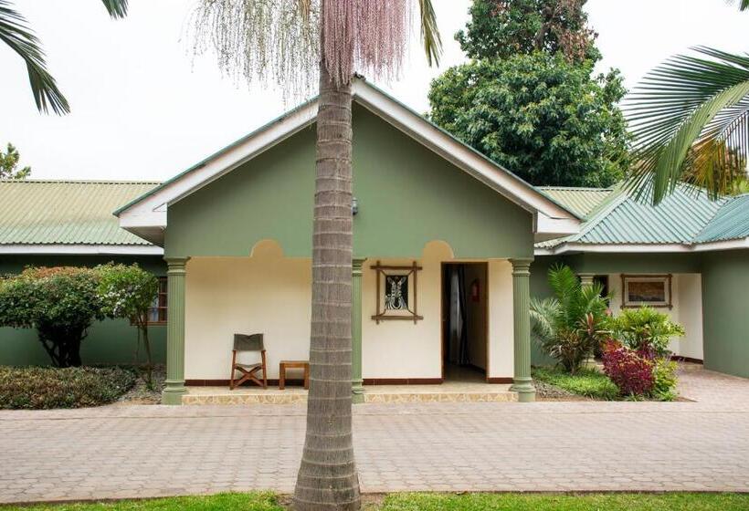 Отель 3 Degrees