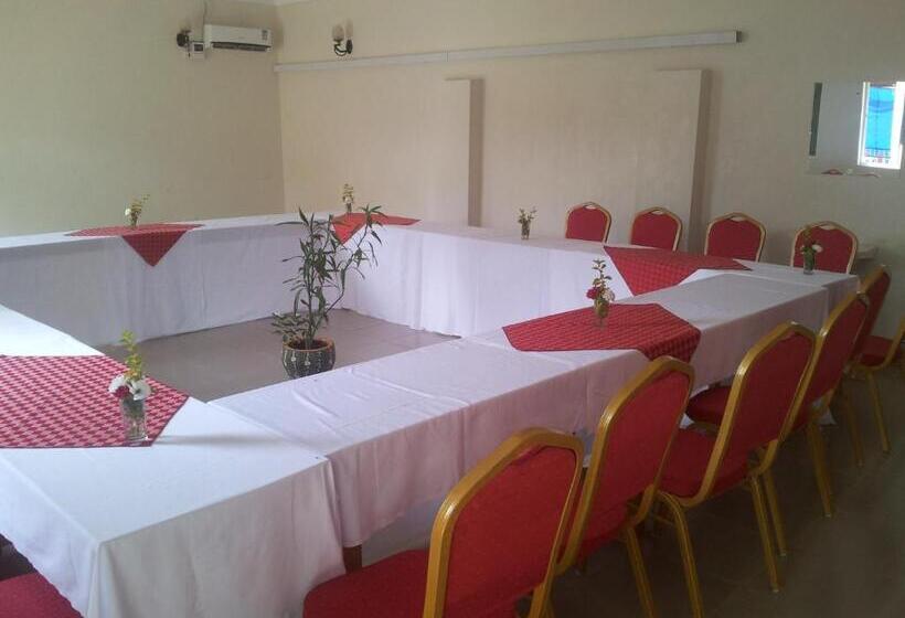 Dich Comfort Hotel Main Branch