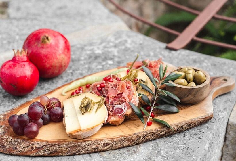 هتل Finca Ca N Ai  Adults Only