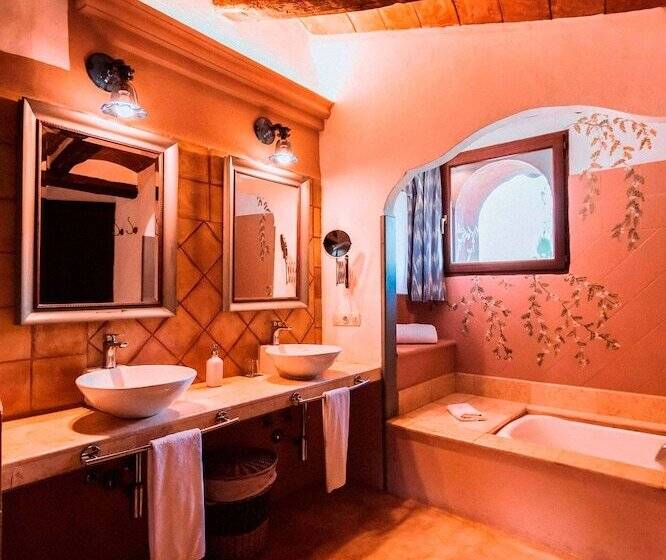 هتل Finca Ca N Ai  Adults Only