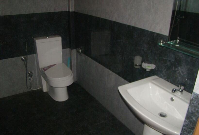 Отель Nadun Rest