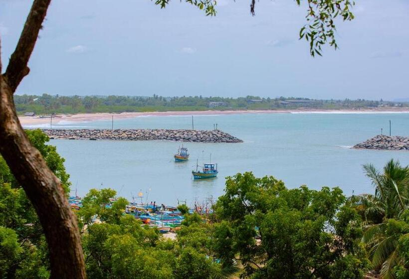 Отель Rest House Hambantota