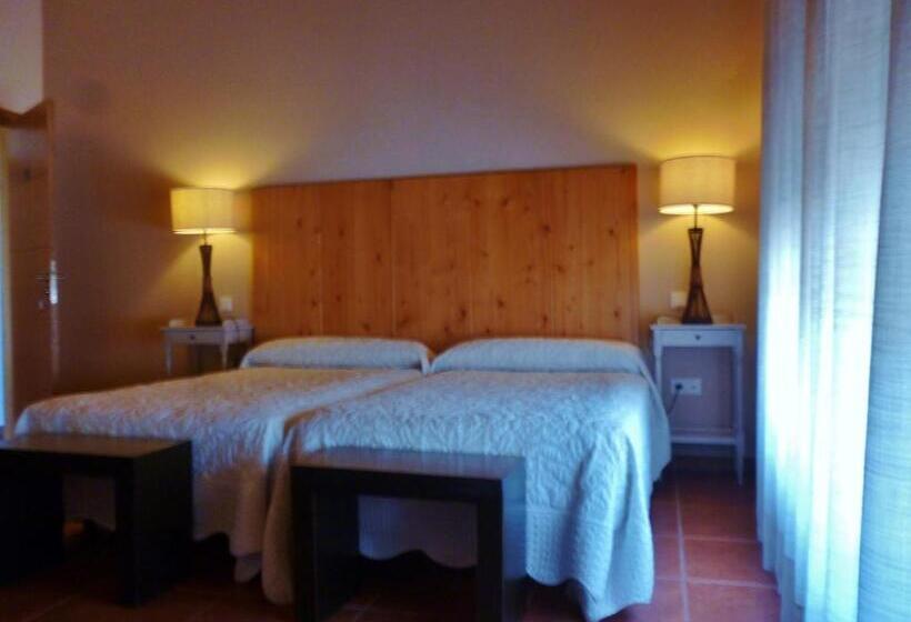 فندق ريفى Rural Los Manzanos