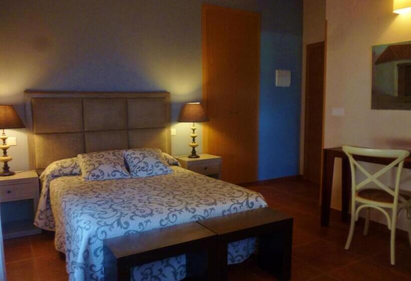 فندق ريفى Rural Los Manzanos