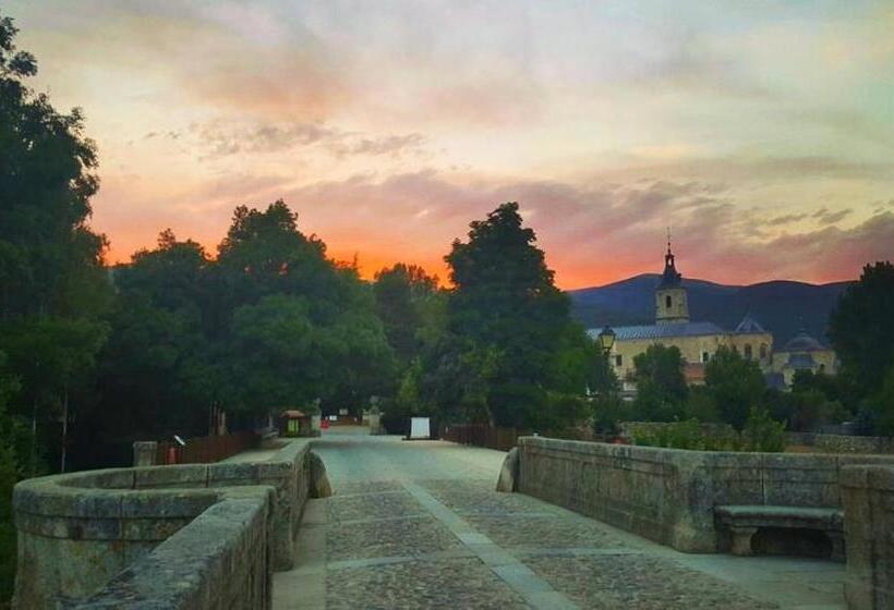 فندق ريفى Rural Los Manzanos